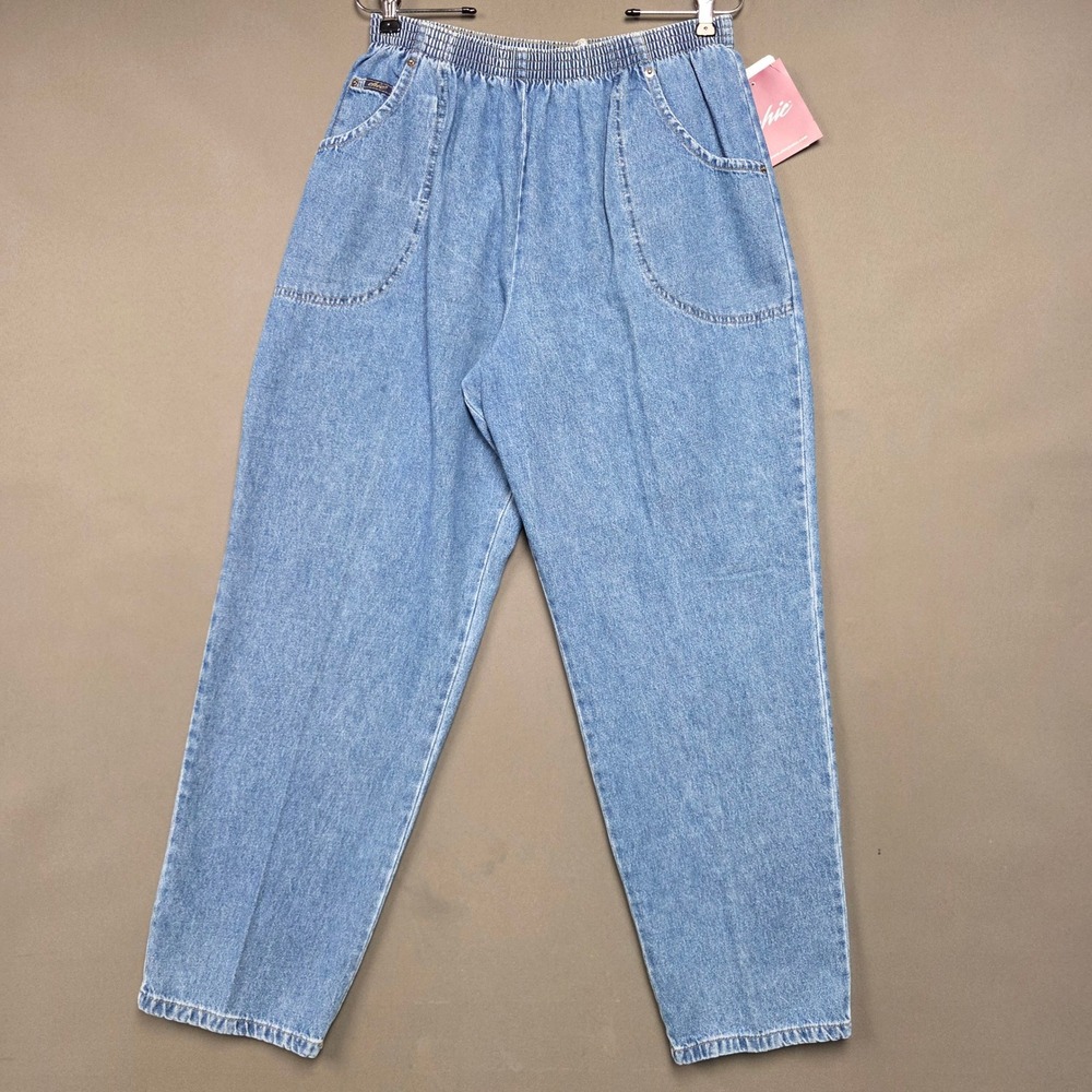 Chic Petite Vintage High Rise Elastic Waist Tapered Leg Jeans Light Wash 18P